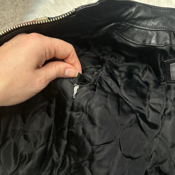 WILSONS LEATHER Black Leather Biker Jacket Kids Size XS Moto Striped Motorcycle - Picture 10 of 10